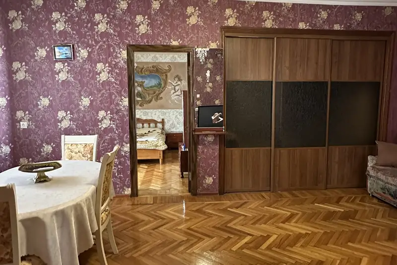 gallery_photo