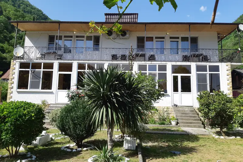 Гостевой дом «Guest house Joekvar gorge» ул. Русских Добровольцев, д. 50