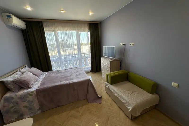 gallery_photo