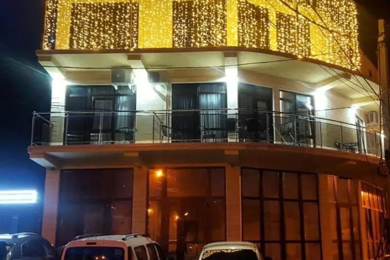 Отель «Парус», курорт Вардане