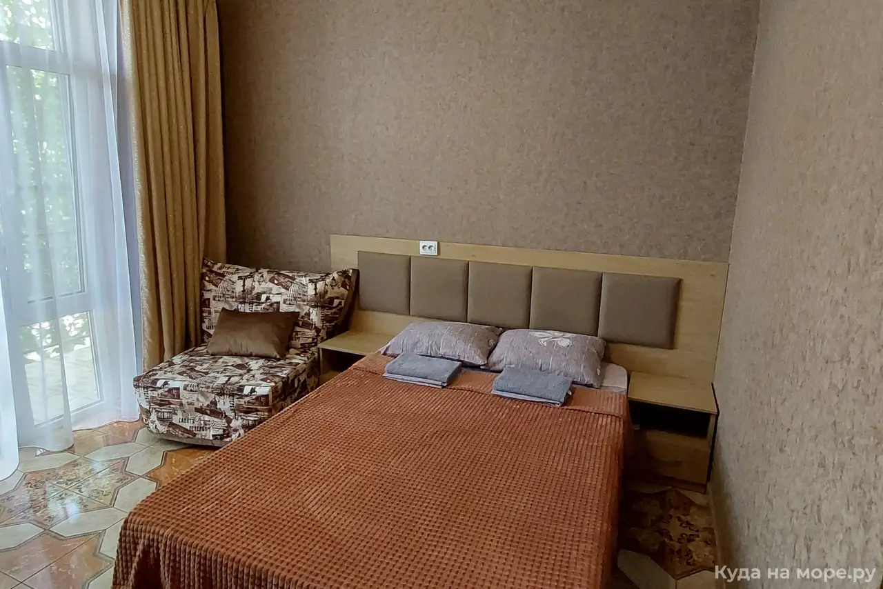 gallery_photo