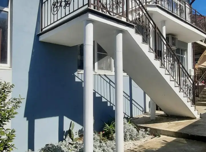 gallery_photo