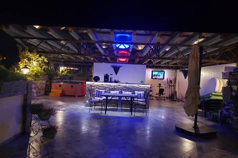 Гостевой дом «В гостях у Джулии» ул. Гвардейская, д. 17