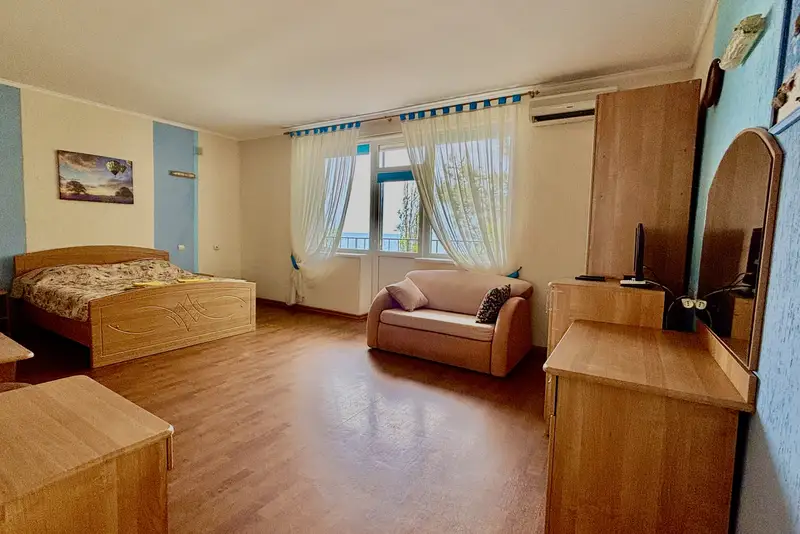 gallery_photo