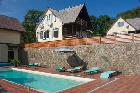 Комплекс коттеджей в Голубой Даче — Буэнос Диас пос. Голубая Дача, ул. Авроры, д. 8/38