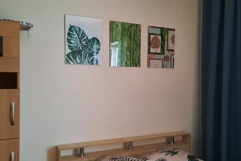 gallery_photo