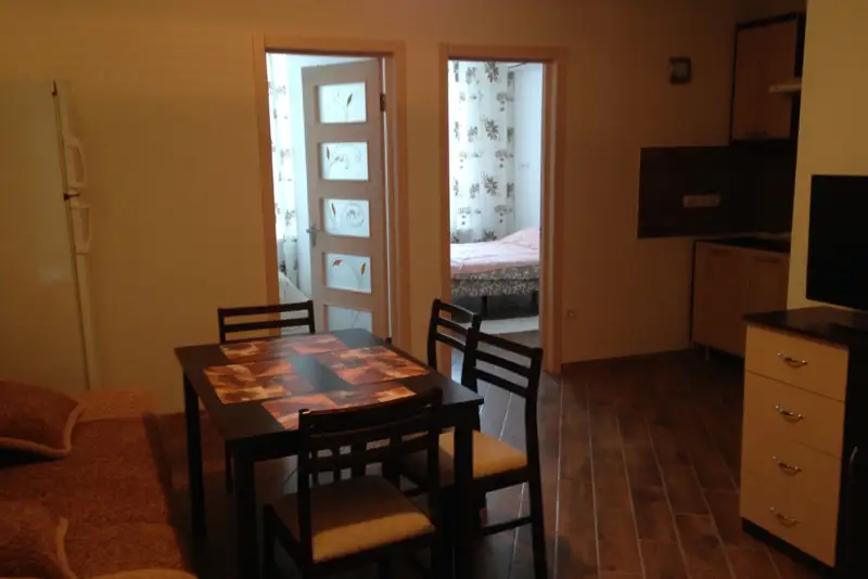 gallery_photo
