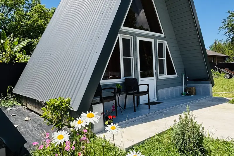 Домик «A-frame» п. Лдзаа, ул. Агрба, д. 44 «А»