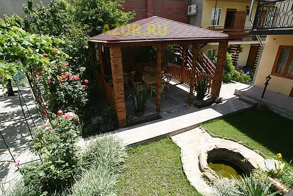 gallery_photo
