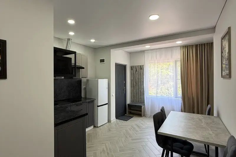 gallery_photo
