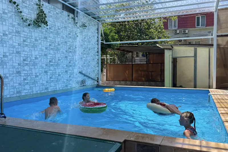 gallery_photo